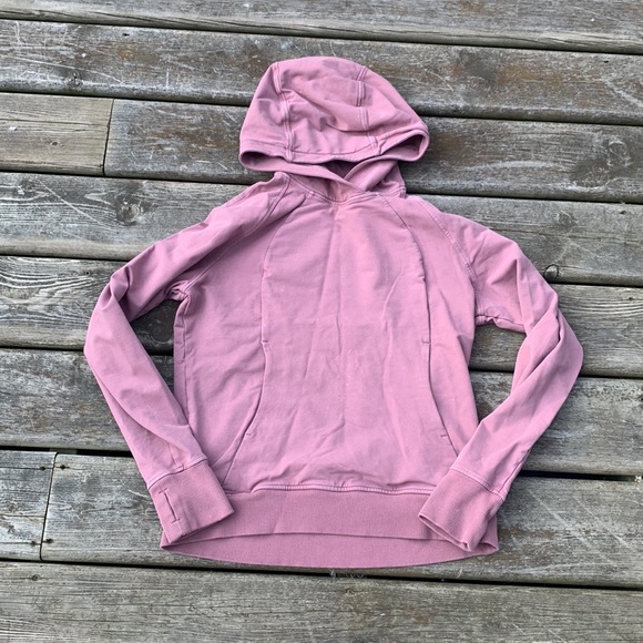 Lululemon Scuba Pullover
Washed Quicksand - Picture 7 of 13